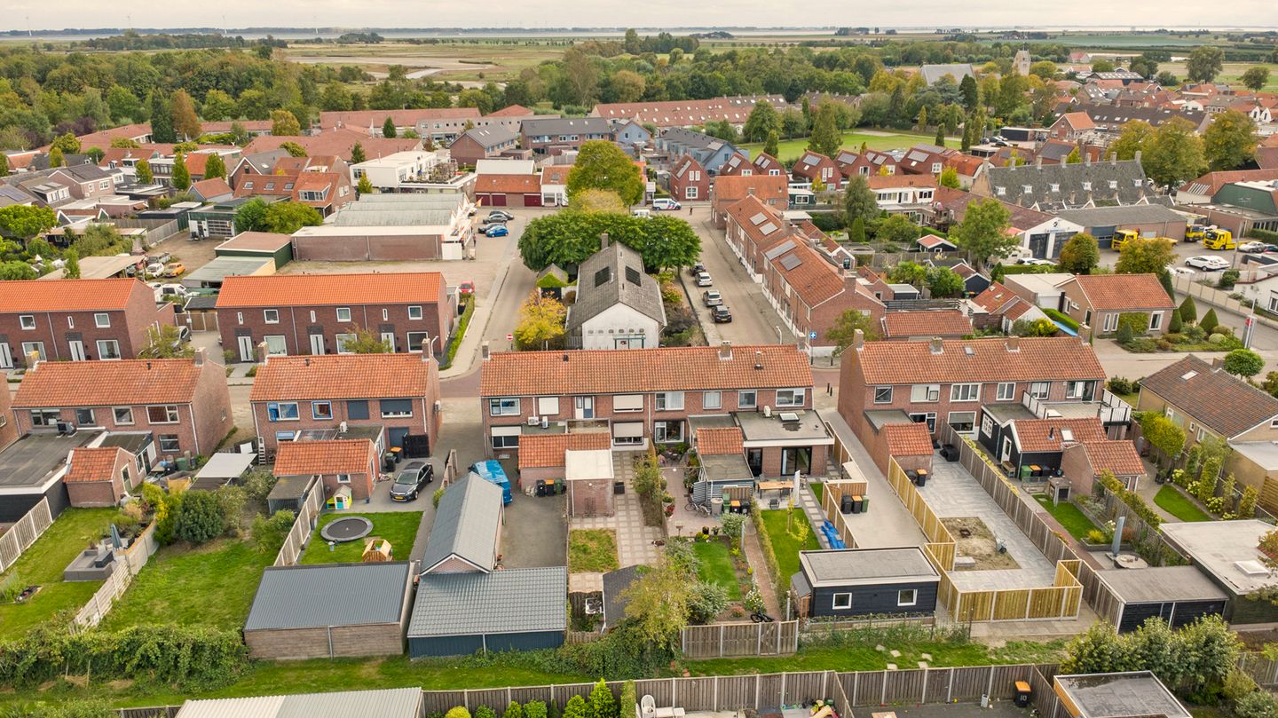 Photo 35 of Burgemeester van der Havestraat 53