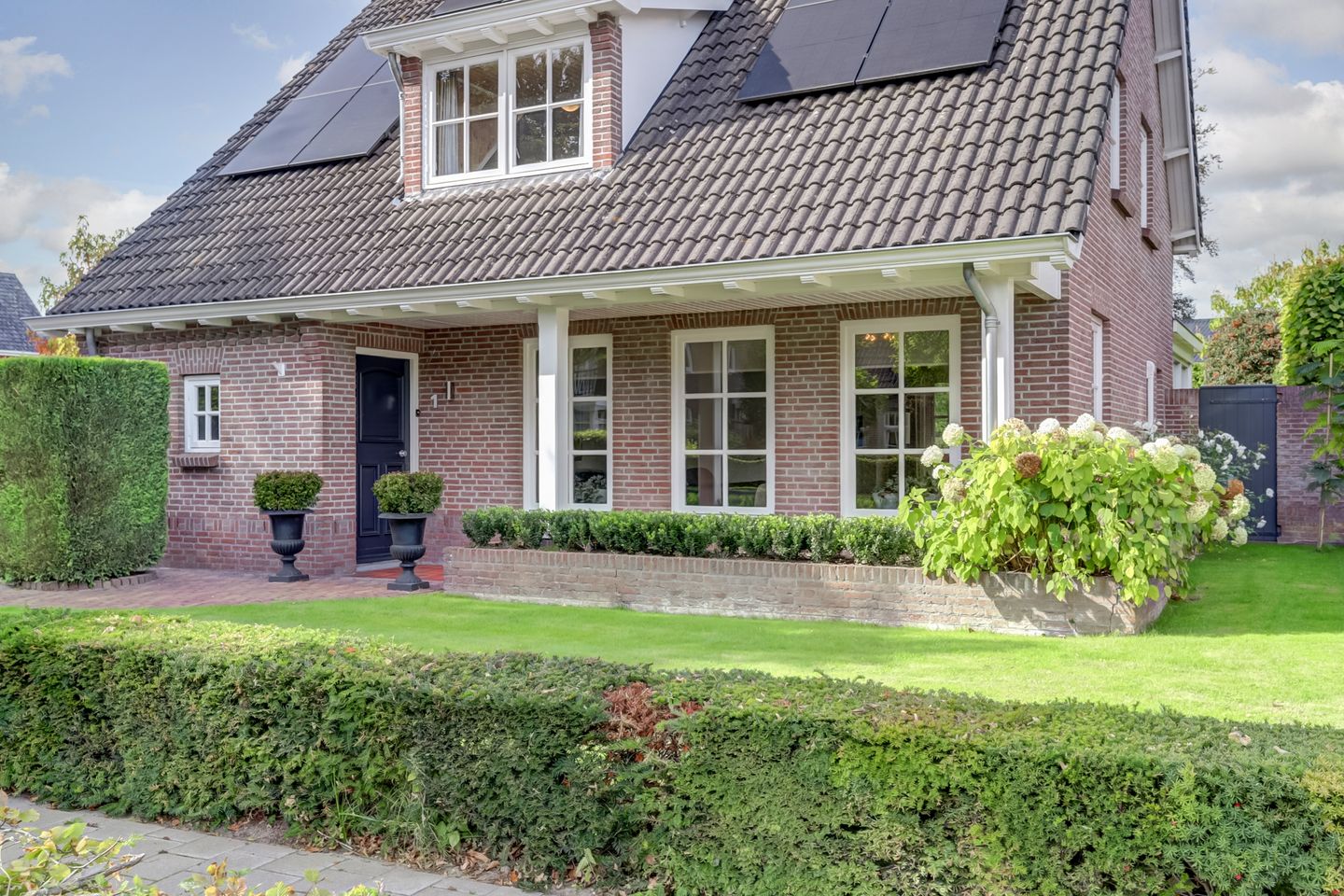 Foto 4 van Bieshof 1