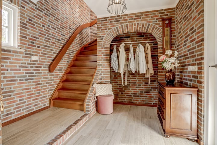 Foto 7 van Bieshof 1