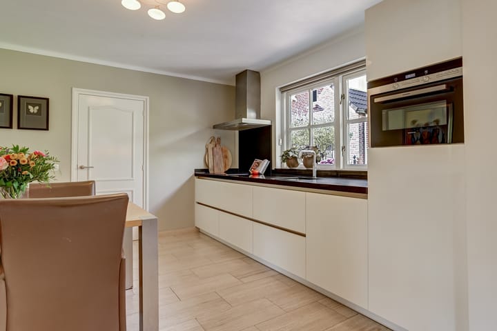 Foto 19 van Bieshof 1