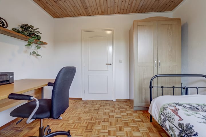 Foto 35 van Bieshof 1