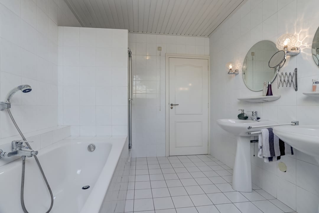 Foto 37 van Bieshof 1