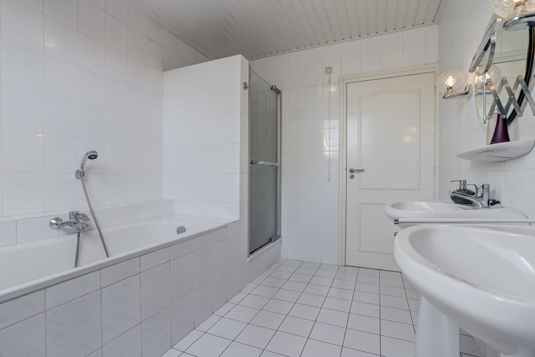 Foto 38 van Bieshof 1