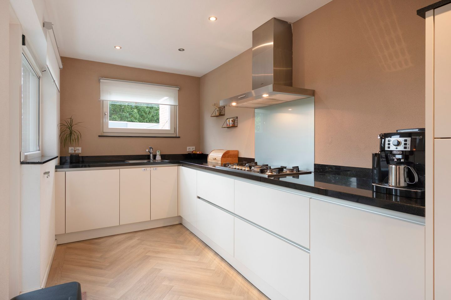 Foto 19 van Rijksweg Noord 261