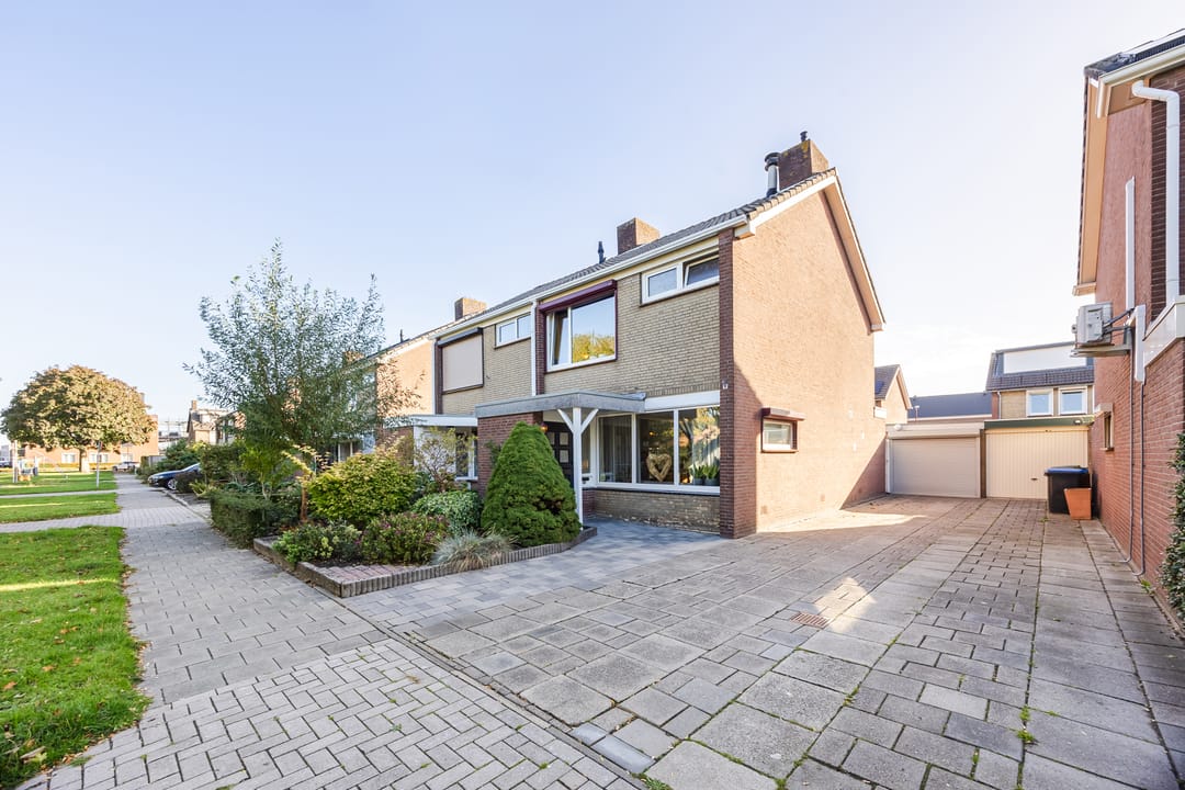 Photo 8 of Hagelkruis 15