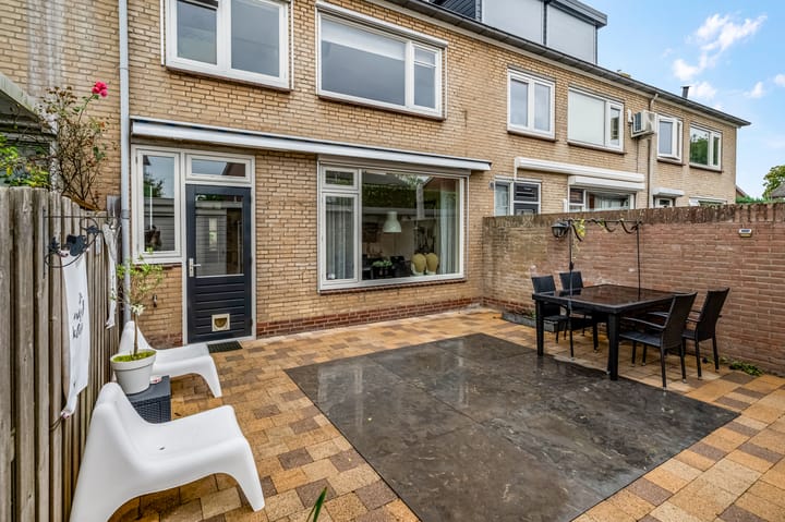 Foto 30 van Margrietstraat 12