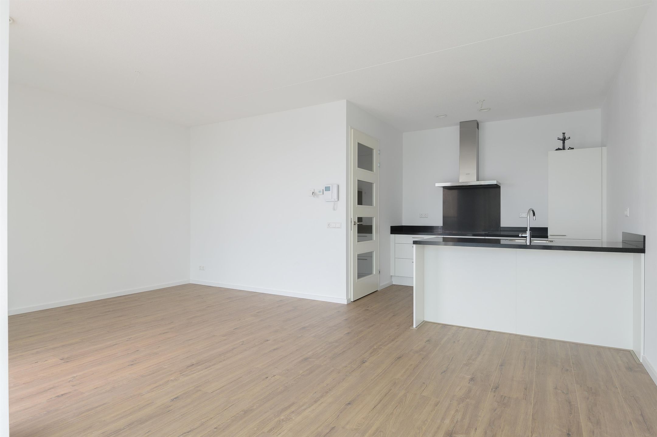 Photo 3 of Karel Appelhof 166