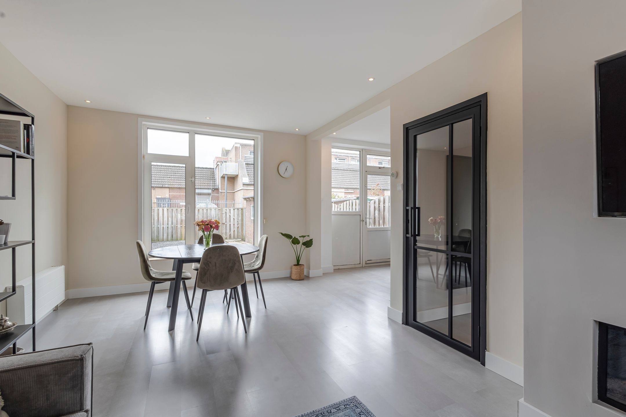 Foto 3 van Julianastraat 32