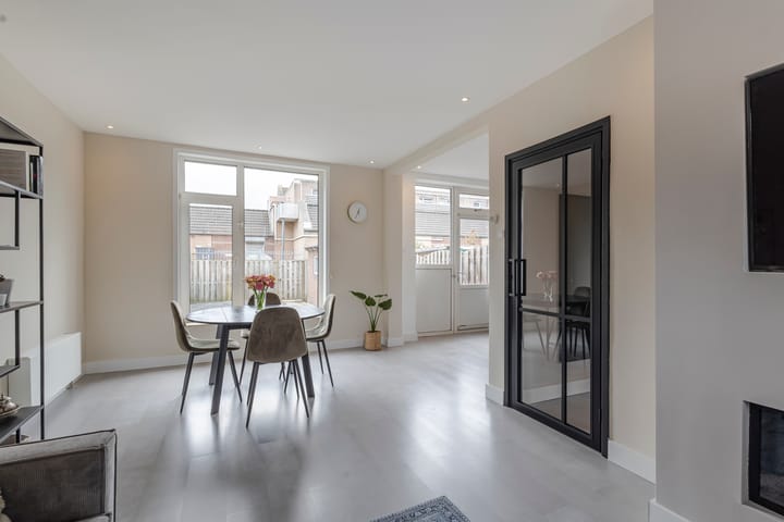 Foto 3 van Julianastraat 32