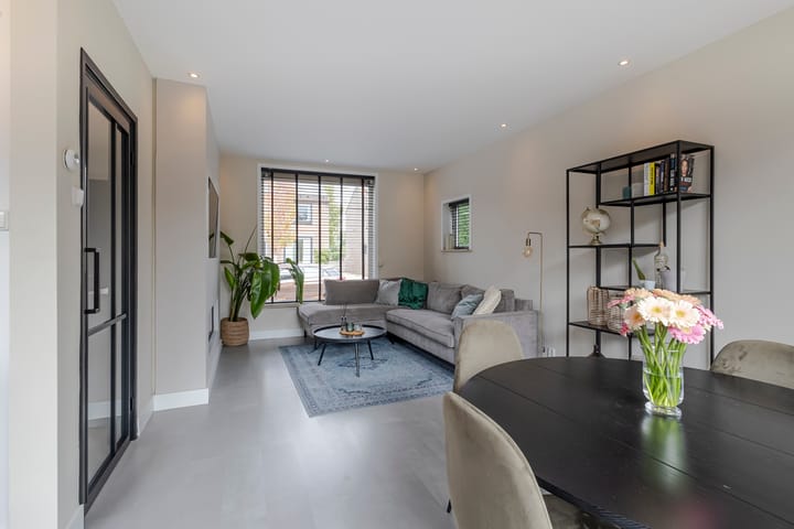 Foto 9 van Julianastraat 32