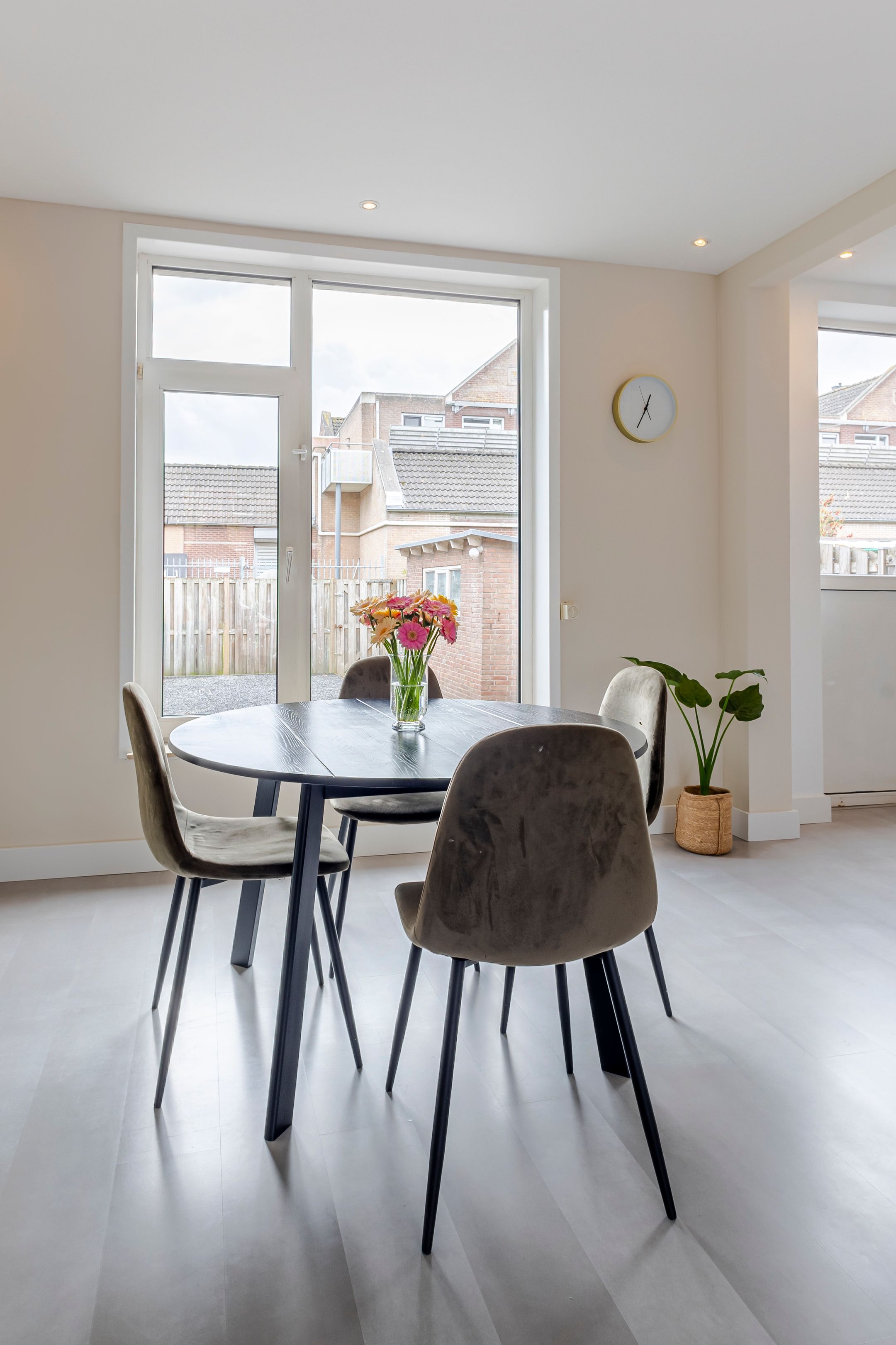 Foto 12 van Julianastraat 32