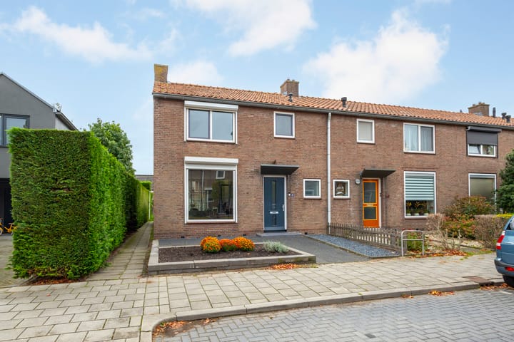 Foto 33 van Julianastraat 32