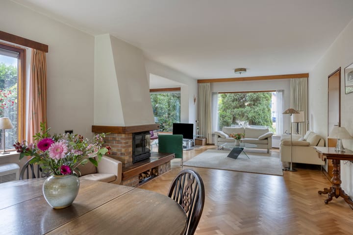 Foto 9 van Weerdslag 93