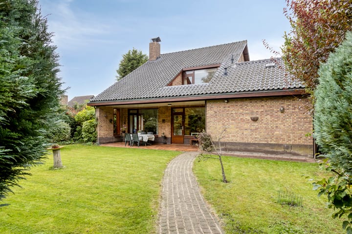 Foto 34 van Weerdslag 93