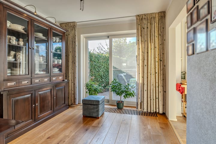 Foto 10 van Meerlaan 9