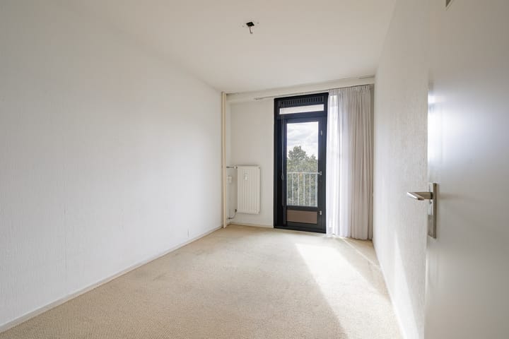 Foto 14 van Sint Annadal 17-F