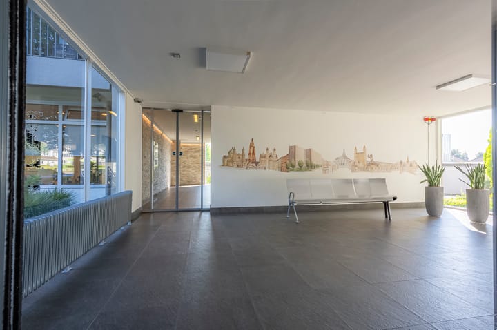 Foto 20 van Sint Annadal 17-F