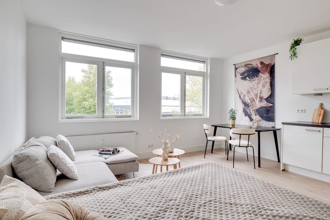 Photo 2 of Croeselaan 187-C