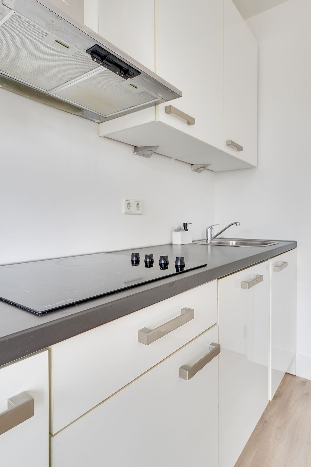 Photo 11 of Croeselaan 187-C