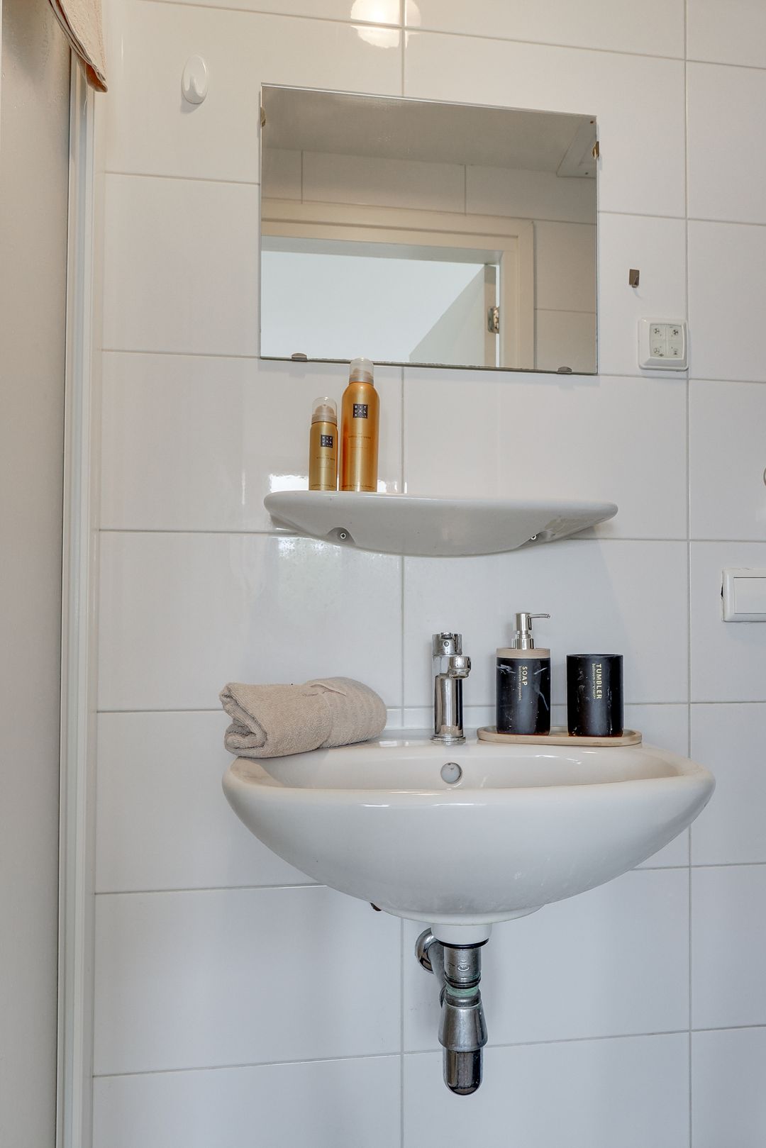 Photo 16 of Croeselaan 187-C