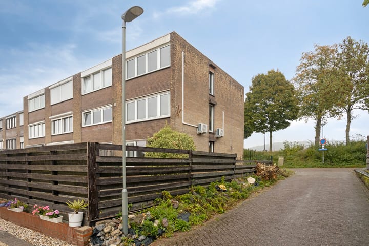 Foto 32 van Slagsteenstraat 16