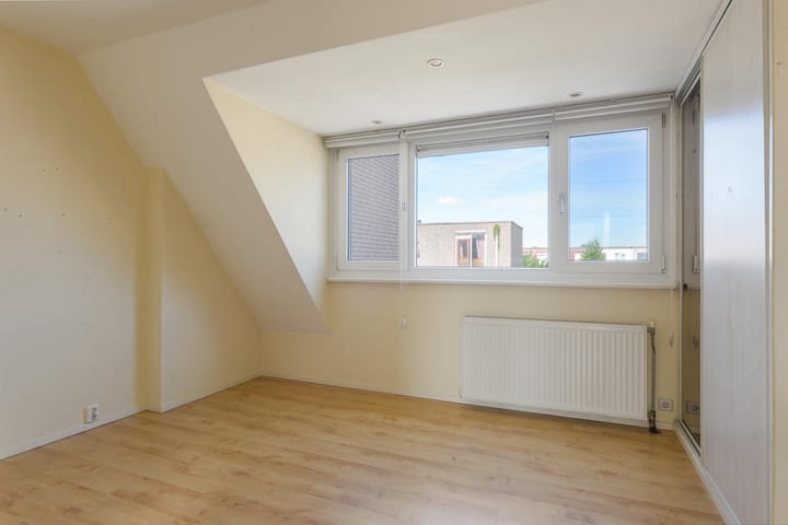 Foto 9 van Irawan Soejonostraat 29