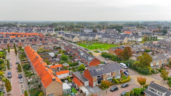 Foto 46 van Barentszstraat 7