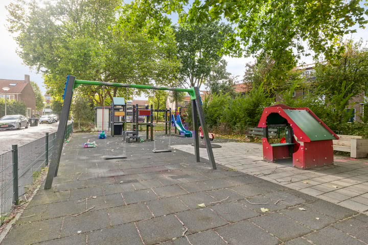 Foto 42 van Dr. van Rhijnstraat 17