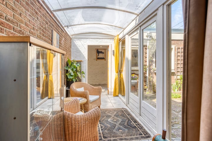 Photo 14 of Oranjestraat 121