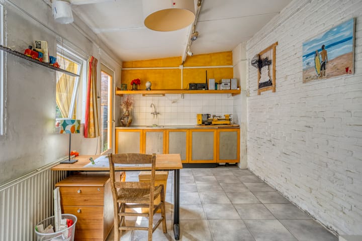 Photo 15 of Oranjestraat 121