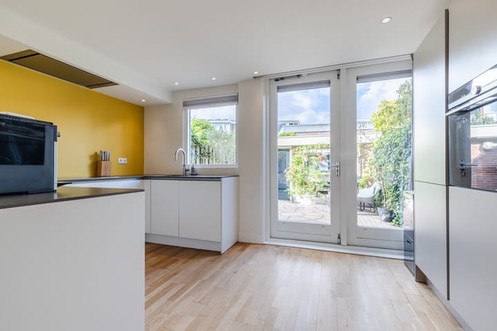 Foto 14 van F. Koolhovenstraat 32