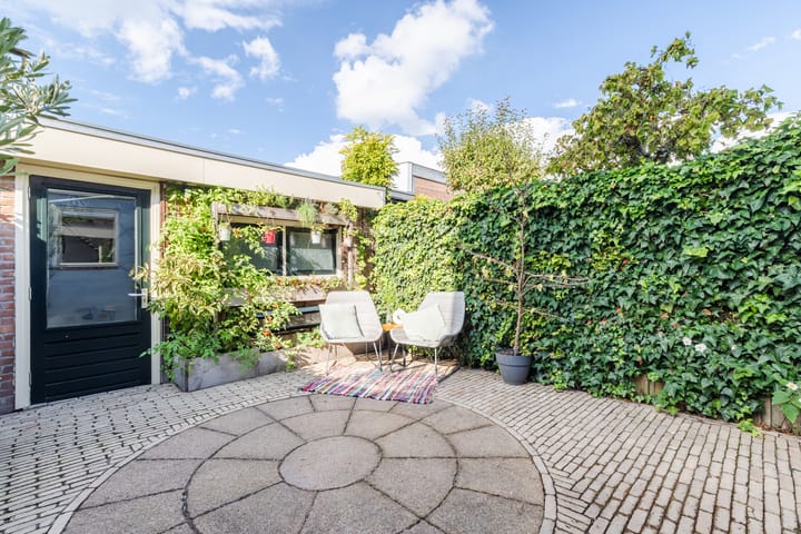 Foto 20 van F. Koolhovenstraat 32