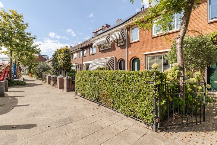 Foto 51 van F. Koolhovenstraat 32