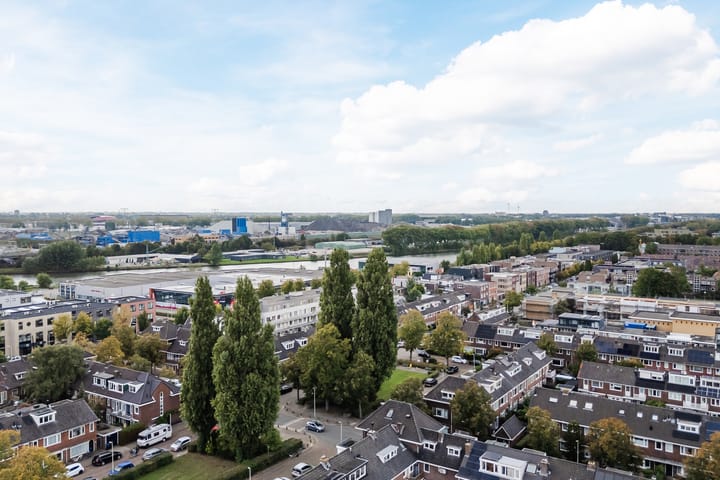 Foto 65 van F. Koolhovenstraat 32