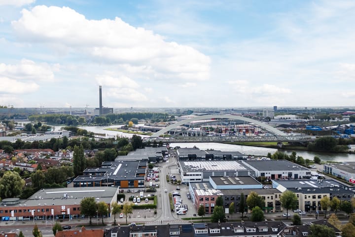 Foto 63 van F. Koolhovenstraat 32