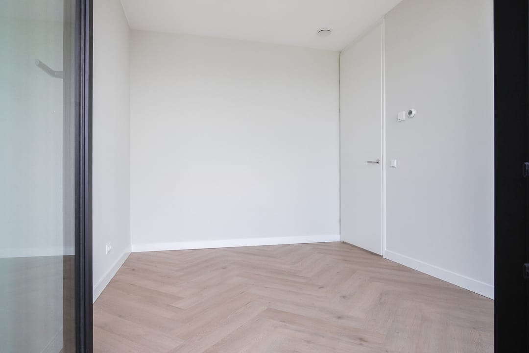 Photo 17 of Mies van der Rohestraat 301