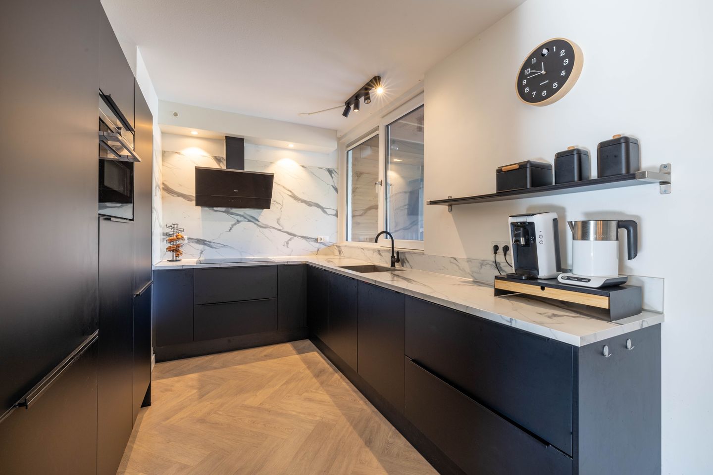 Foto 4 van Dekemastate 7