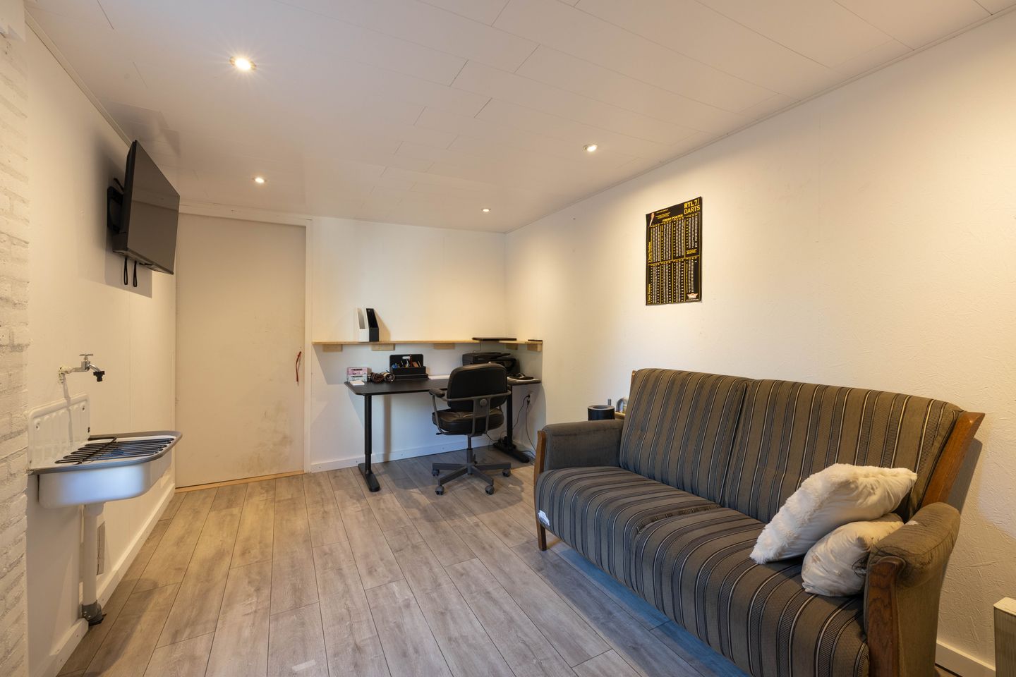 Foto 29 van Dekemastate 7