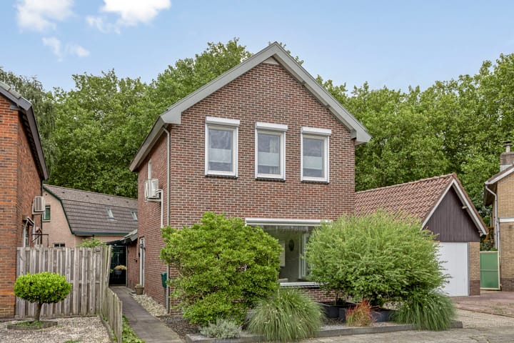 Photo 1 of Hendrik Willem Mesdagstraat 2