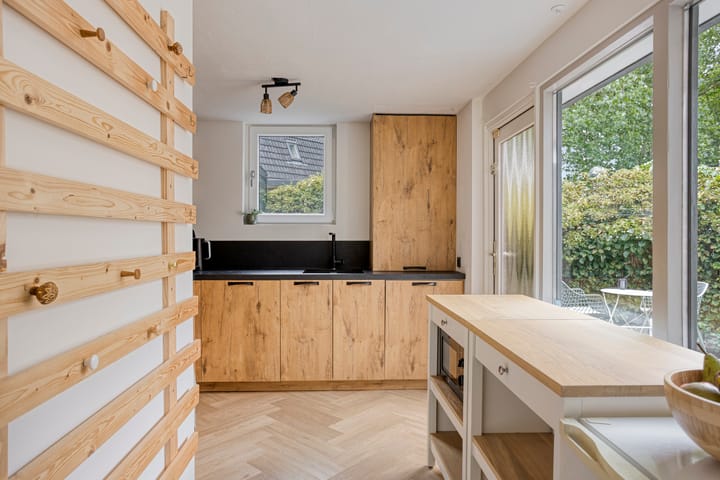 Photo 11 of Hendrik Willem Mesdagstraat 2