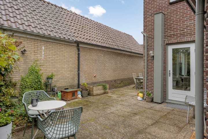 Photo 16 of Hendrik Willem Mesdagstraat 2