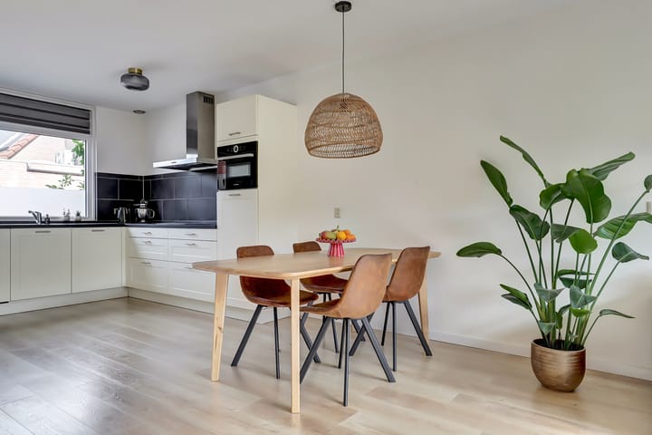 Foto 5 van Ernanilaan 2