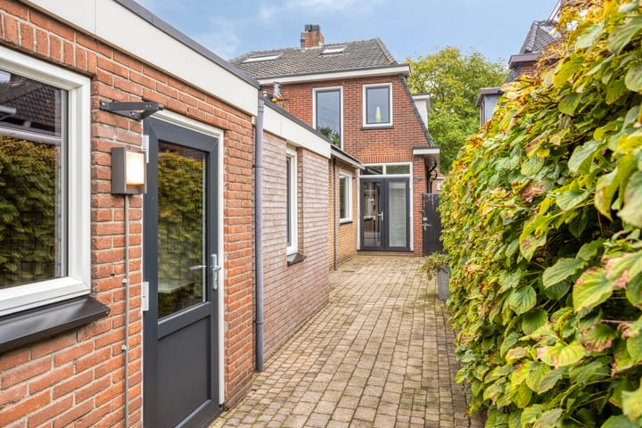 Foto 37 van Hulststraat 8