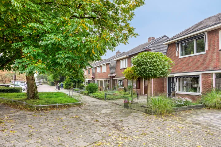 Foto 43 van Hulststraat 8