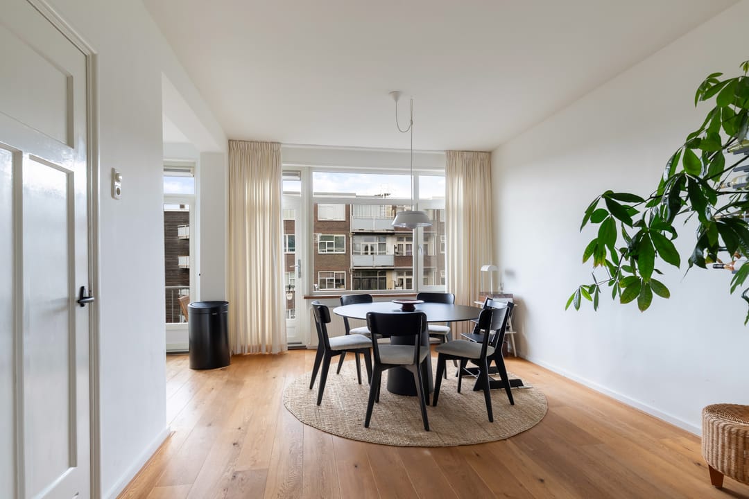 Photo 2 of Nolensstraat 65-D