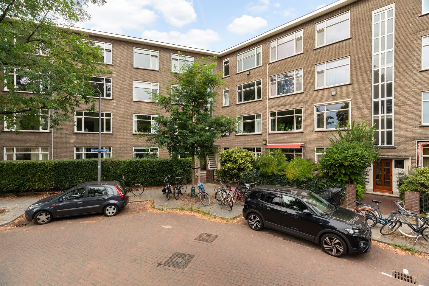 Photo 4 of Nolensstraat 65-D