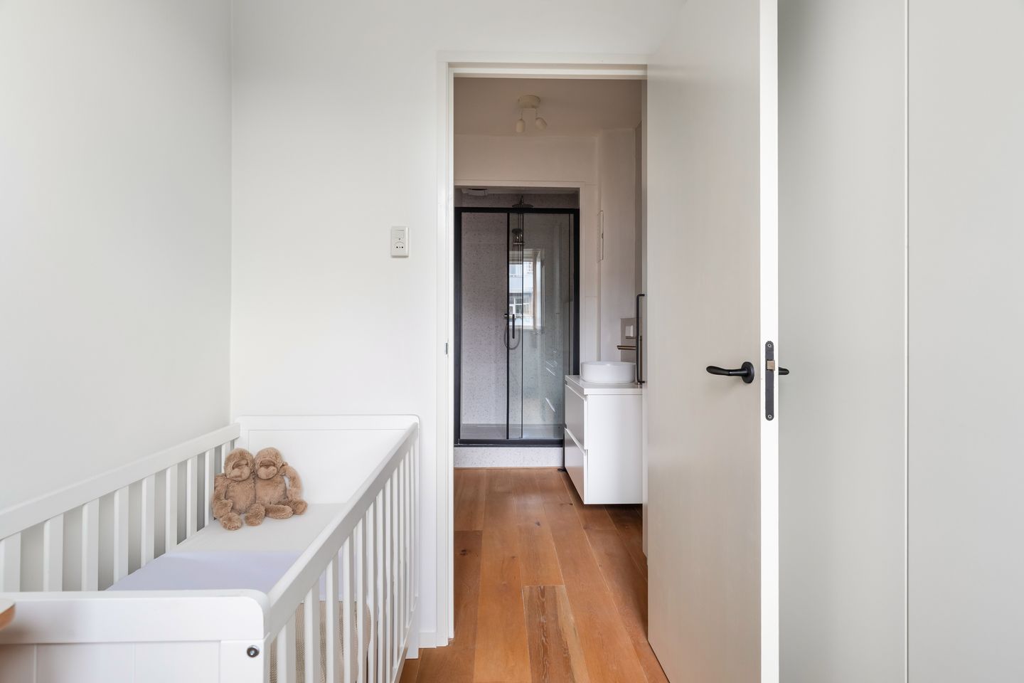 Photo 25 of Nolensstraat 65-D