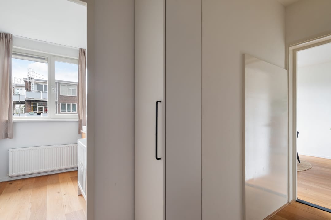 Photo 32 of Nolensstraat 65-D