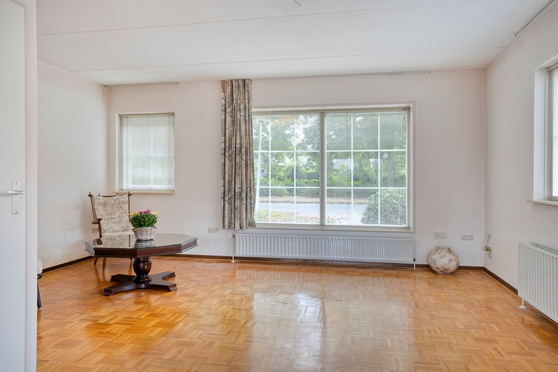 Foto 6 van van Heeckerenweg 3