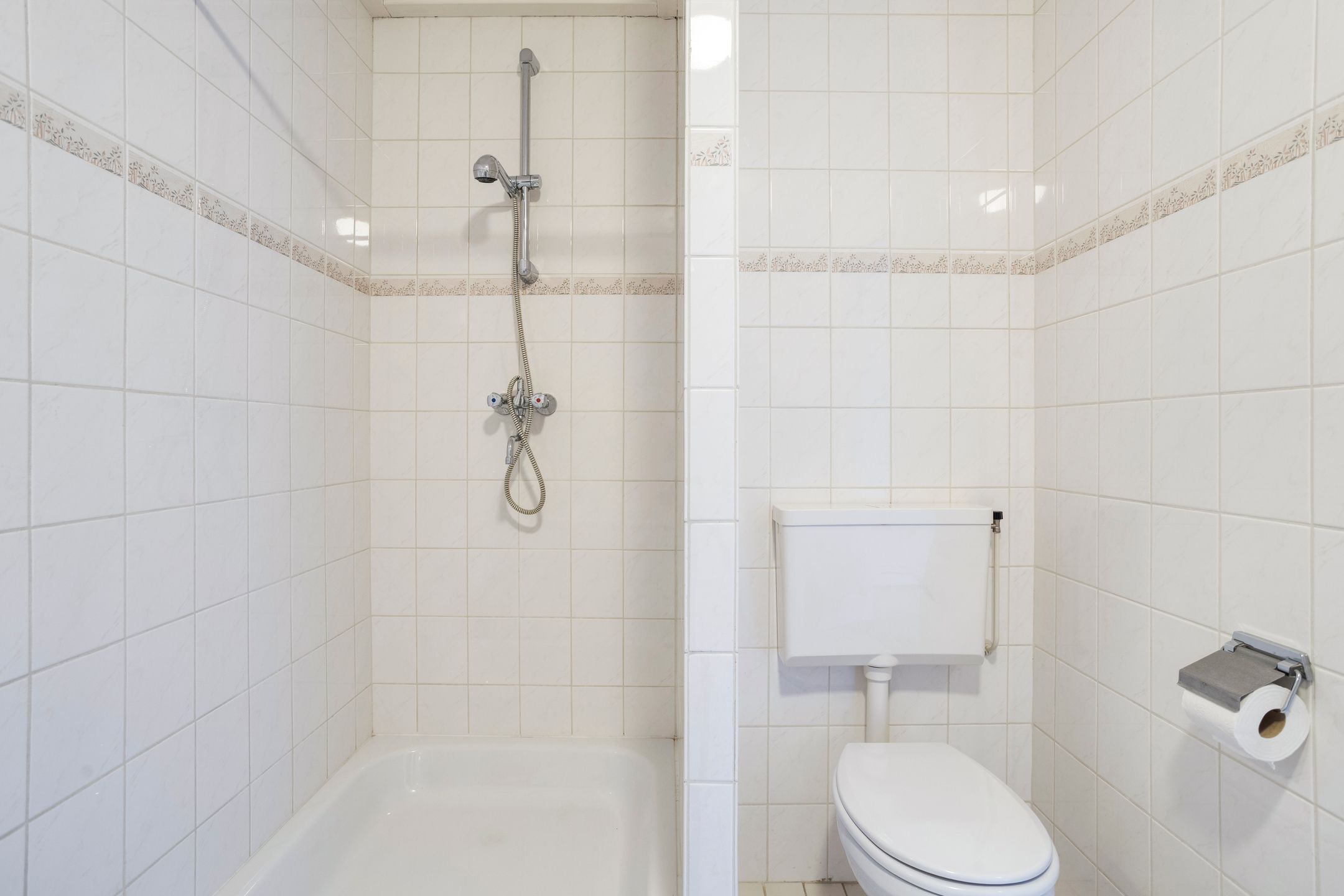 Foto 15 van van Heeckerenweg 3